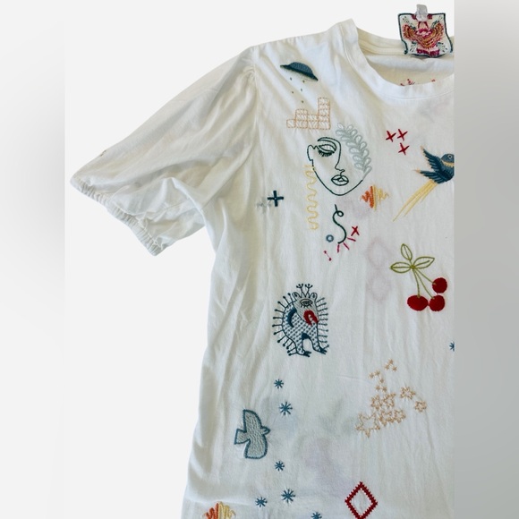 Johnny Was Cleo Short Puff Sleeve Tee - Picture 6 of 12